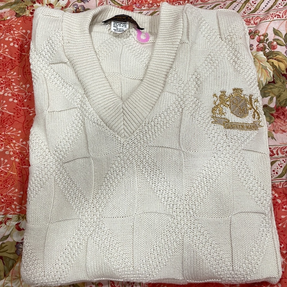 Andrew Rohan v neck sweater - Picture 5 of 6